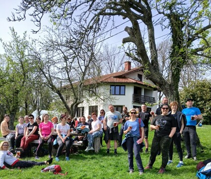 Praznično razpoloženje na 19. pohodu Šmihel – Ratečevo Brdo