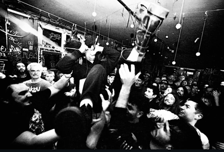 WORLD PEACE LIVE PIC 4