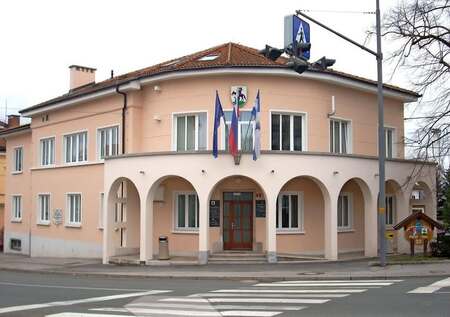 Občinska stavba