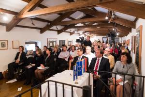 DanKastelirjev_07_11_18_RojcAna_093