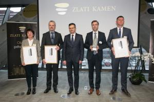 53687190_2061176103930170_3454499156029079552_o