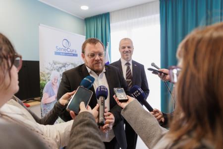 250321-otvoritev-senecura-foto-blaz-lencek-21