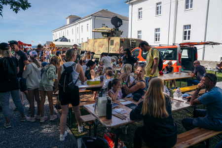 PVZ-Zgodovikend-2025__7RV0477_BeGR8-Media_Vnaprej