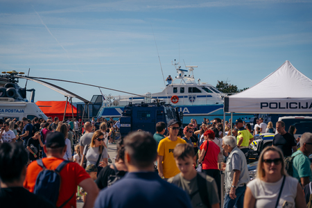 PVZ-Zgodovikend-2025__7RV0525_BeGR8-Media_Vnaprej