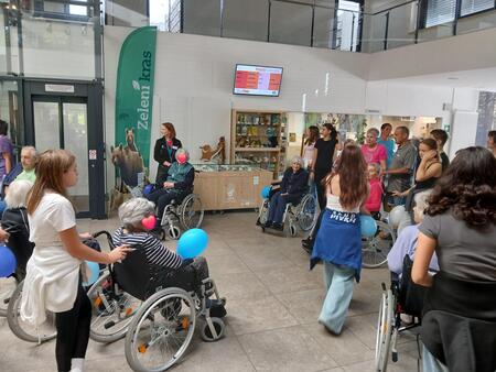 Picsart_25-09-21_20-09-26-633