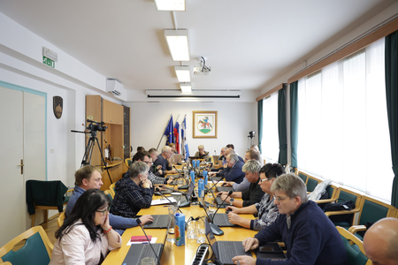 251002-obcinska-seja-pivka-09