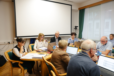 251113-20-obcinska-seja-pivka-01