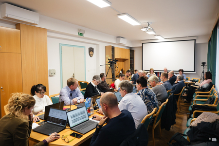 251113-20-obcinska-seja-pivka-06