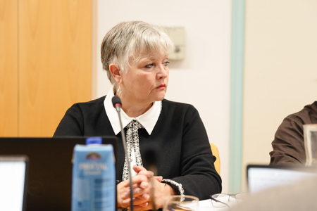 251113-20-obcinska-seja-pivka-14