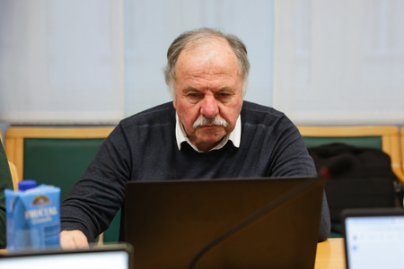 251218-21-obcinska-seja-pivka-09
