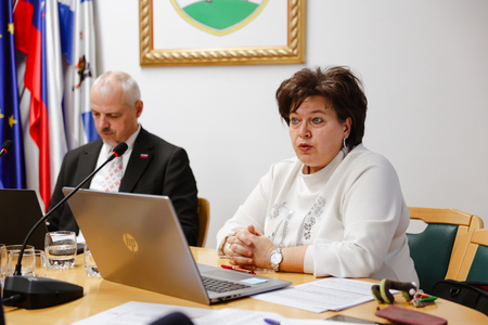 251218-21-obcinska-seja-pivka-18