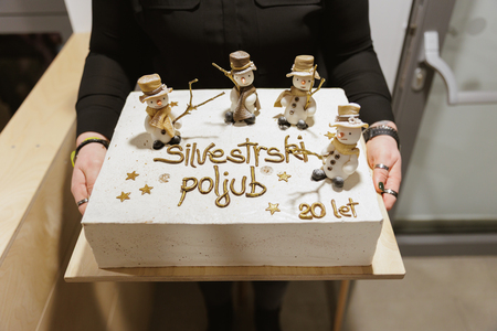251227-silvestrski-poljub-smihelske-doline-foto-blaz-lencek-122