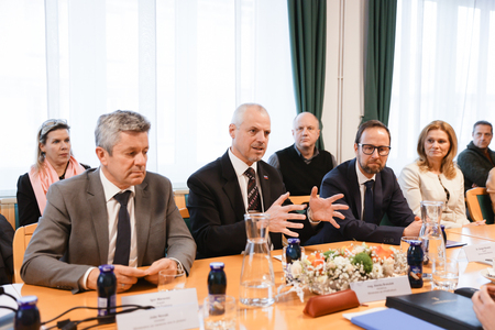 260108-obisk-vlade-obcina-pivka-61