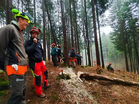 IMG-c2af9299f6289c01352183437b27ea4f-V