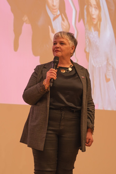 Radio_94-8_marec_v_kinu-8