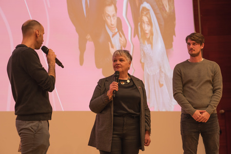 Radio_94-8_marec_v_kinu-9