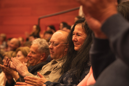 Radio_94-8_marec_v_kinu-16