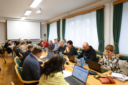 260326-22-obcinska-seja-01