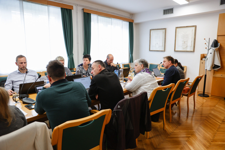 260409-23-obcinska-seja-pivka-foto-blaz-lencek-12