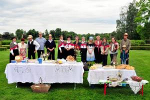 36524851_118243835752617_5397041408638976000_o